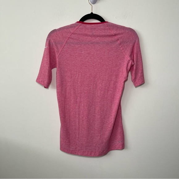 Nike Pro Women's hot pink Active wear dri-fit sporty athletic t-shirt in size M - Picture 6 of 6